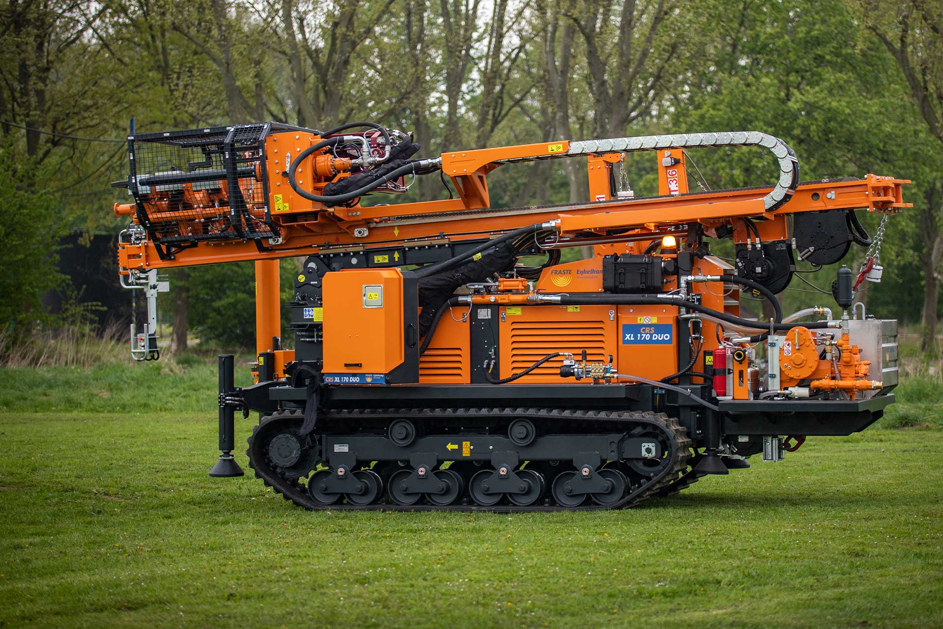 CRS XL170 DUO sonic drill rig