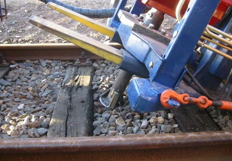 Railway gravel sampler