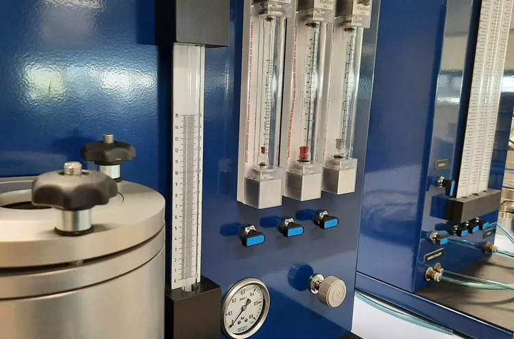 Air permeability apparatus