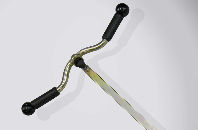 Ergonomic auger handle