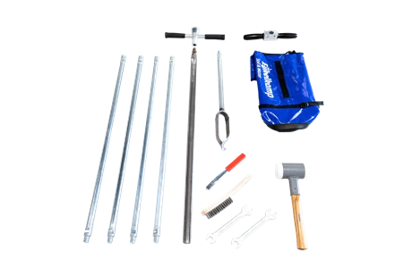 Two-piece gouge auger set with bayonet connection for soft soils ...