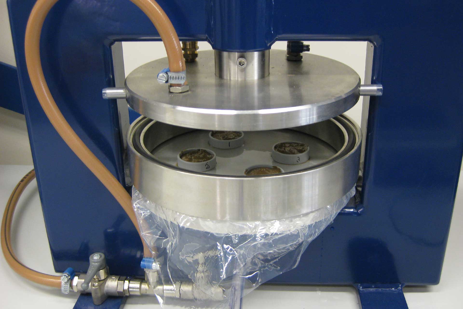 Membrane Apparatus Set for pF determination - detail