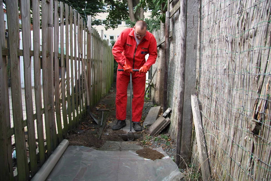 Aardvark Water Permeability Measurements hand auger in use