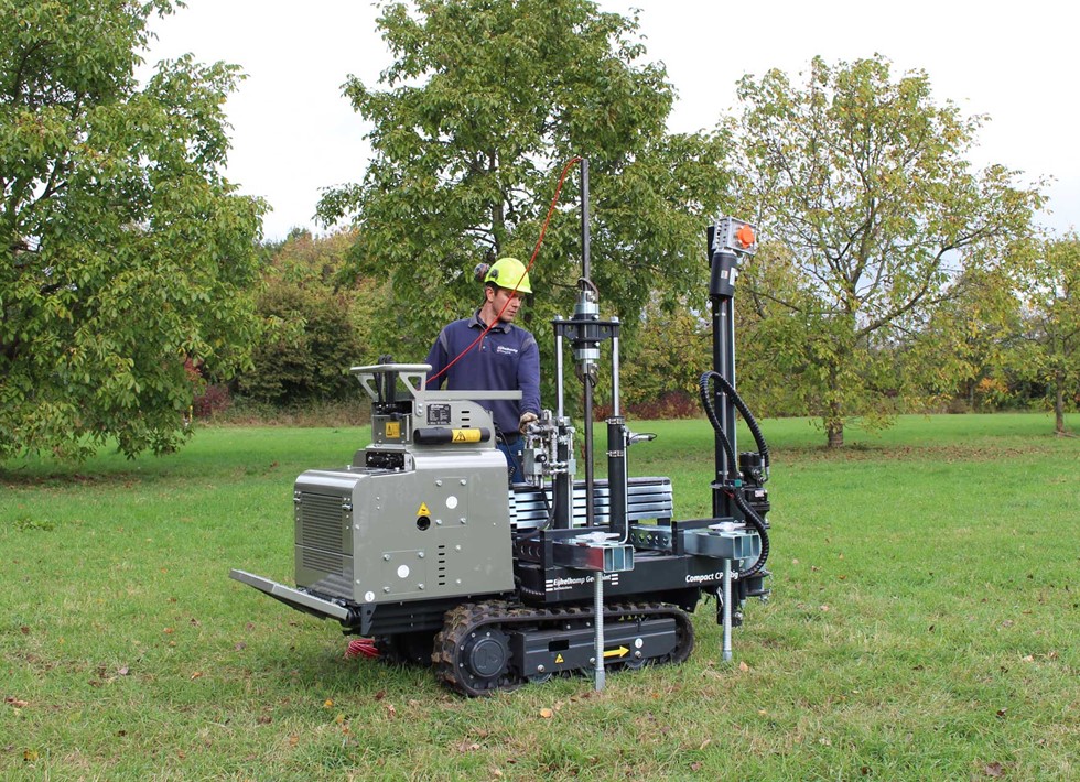 Compact Crawler 130 kN