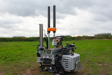 Compact Crawler 200 kN